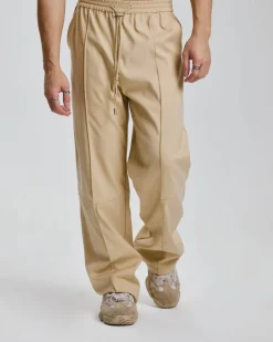 1 × Pleated Straight Pants