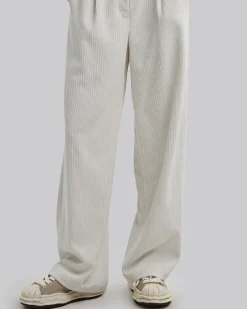 1 × Straight & Roomy Pants