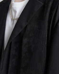 Coat With A Double-Layered Front Set