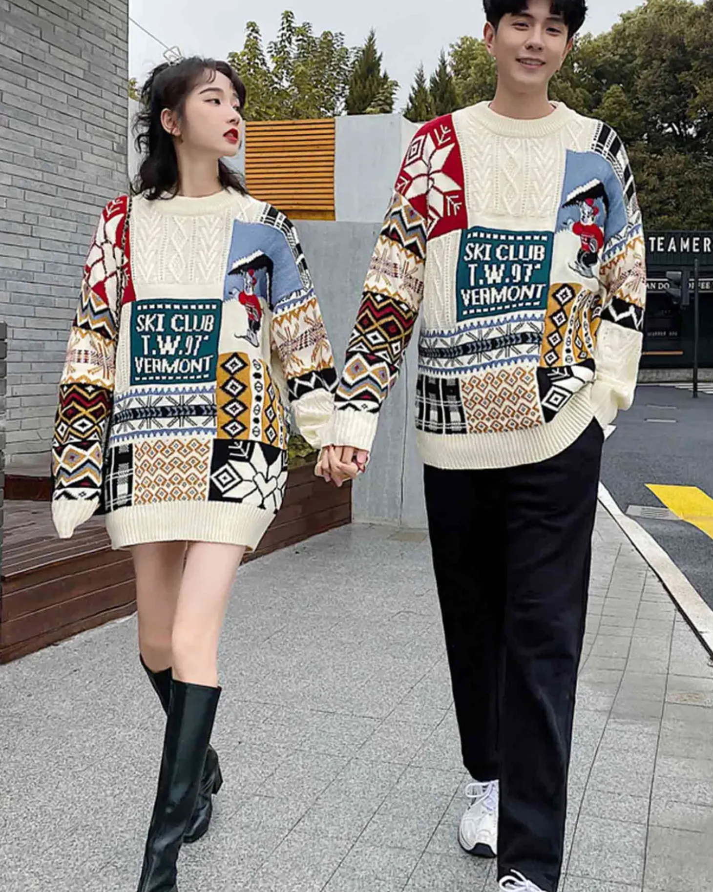 Loose-Cut Colorblock Crew Jumper