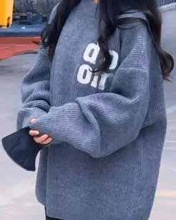 Simple Round Neck Jumper