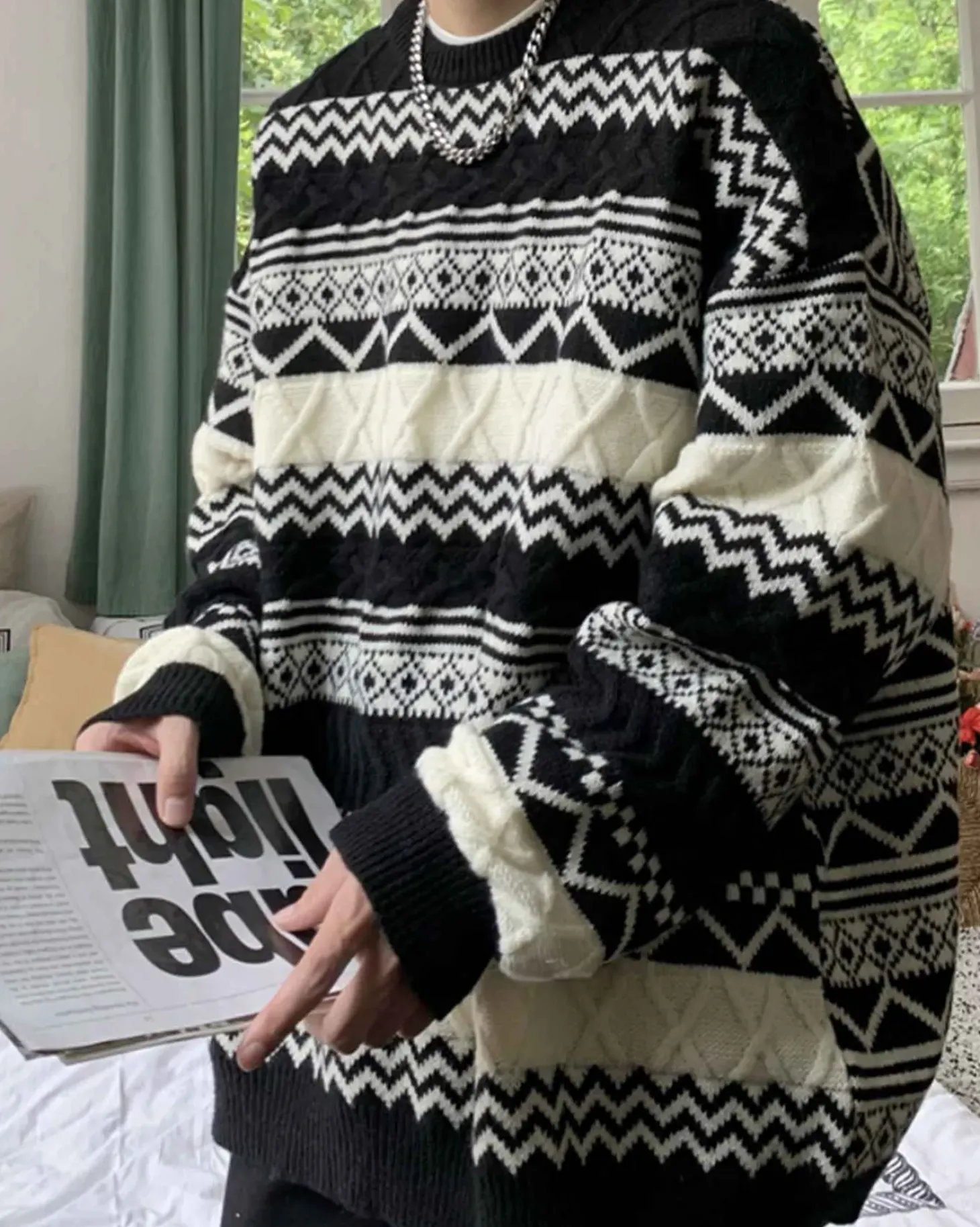 Vintage Loose-Cut Crew Jumper