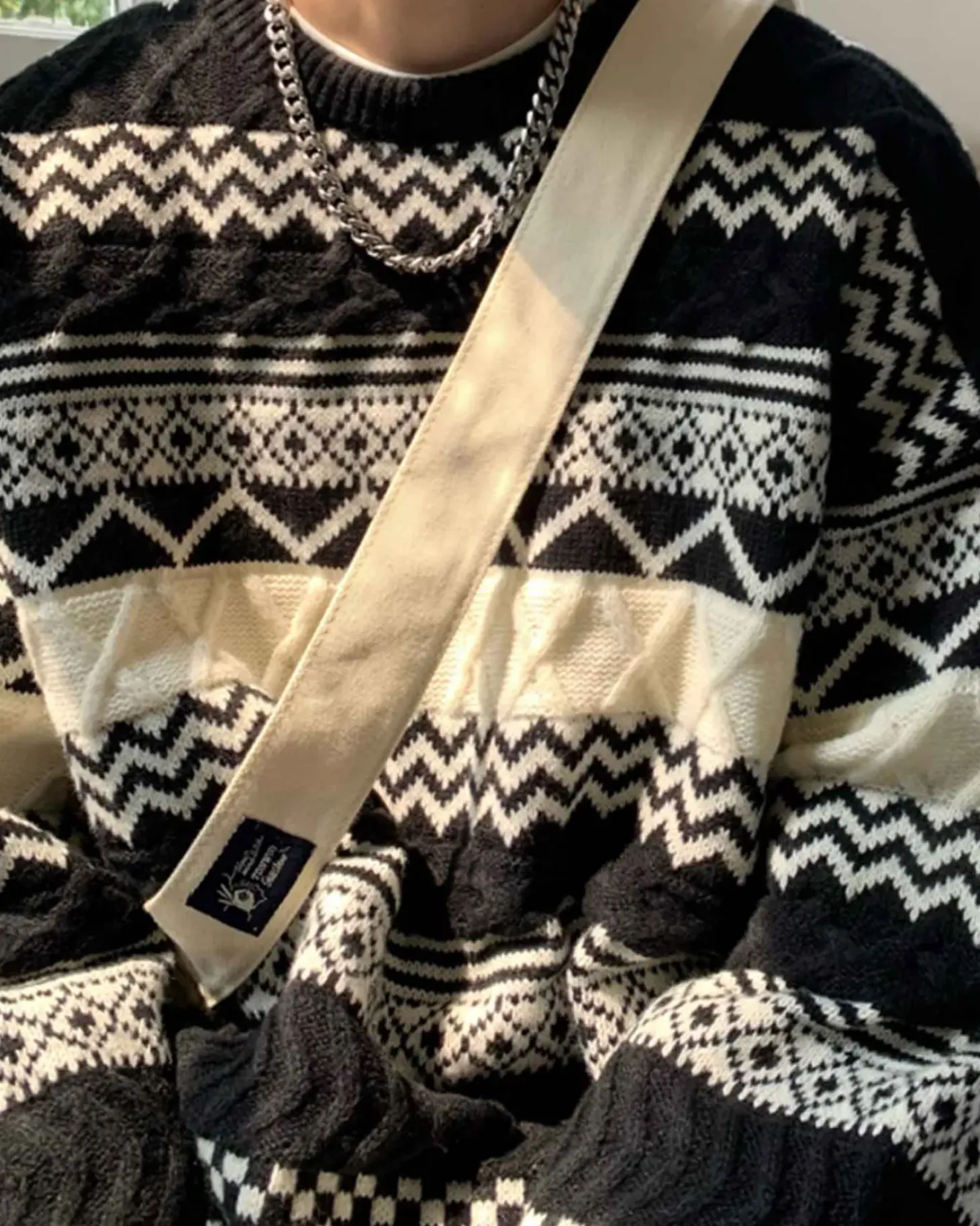 Vintage Loose-Cut Crew Jumper